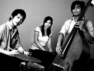 AirTrio band